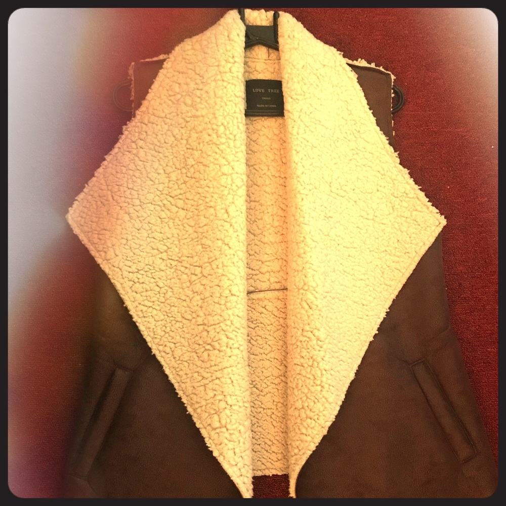 Sherpa Collared Vest by Love Tree